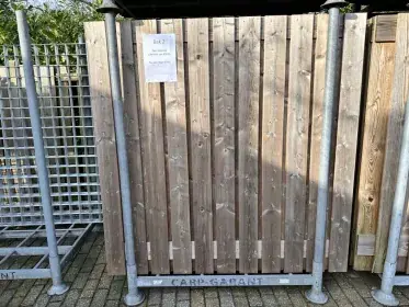 Op = Op Schermen opruiming bak 2