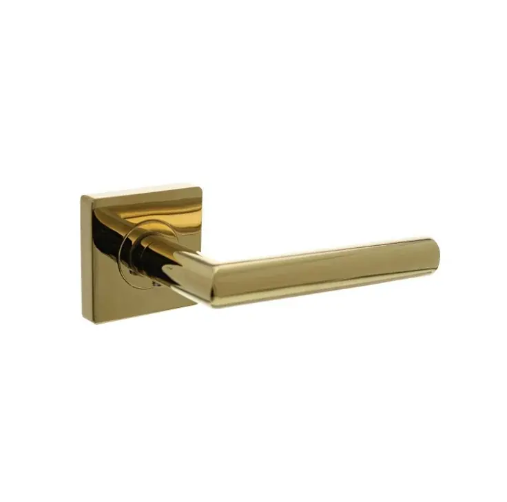 Betaalbaar Intersteel enkele deurklink rechts Bastian op vierkante rozet met nokken 55x55x10mm PVD messingkleur