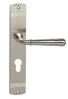 Intersteel deurklink Helena op schild PC72 nikkel mat Premium