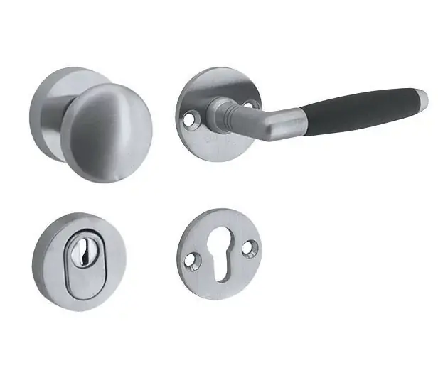 SKG3 knop/kruk op rozet Ton rechts + kerntrekbeveiliging mat chroom Exclusieve Aanbieding