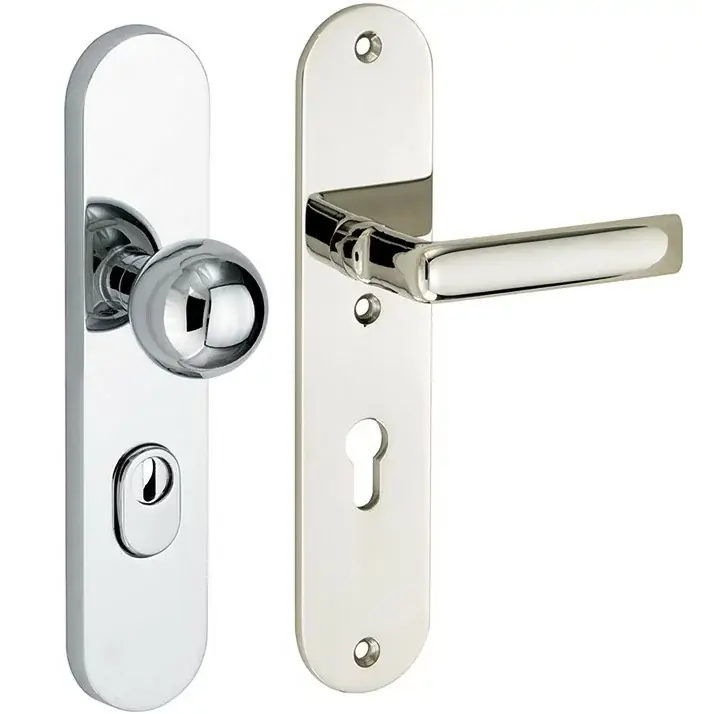 Betaalbaar SKG3 PC72 knop/kruk op ovaal schild Padania rechts + kerntrekbeveiliging glans nikkel/glans chroom