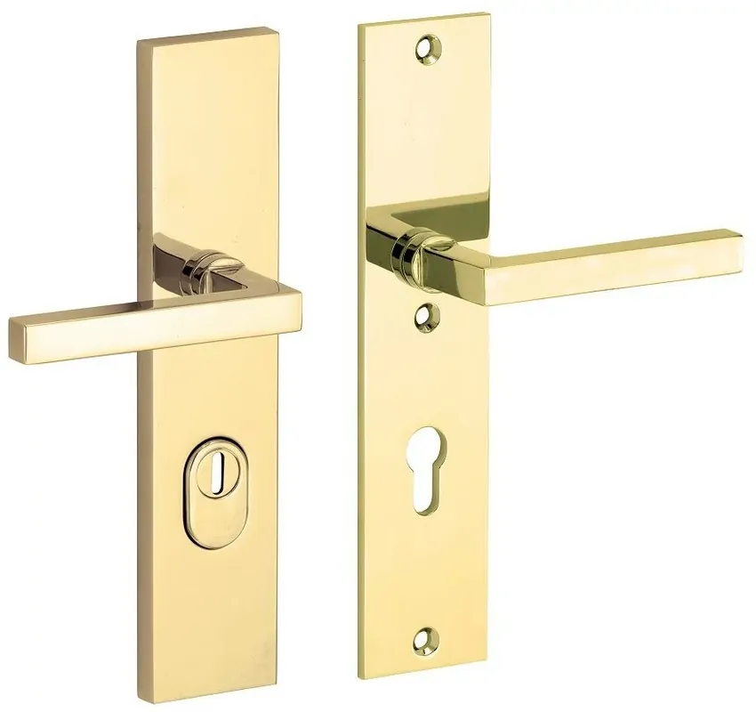 Nu Kopen SKG3 PC72 kruk/kruk op schild Kare/Bauhaus rechts + kerntrekbeveiliging messing gelakt/messing PVD