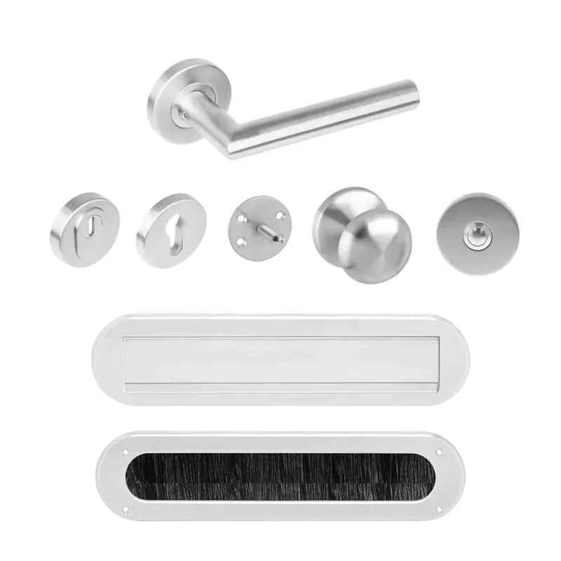 Weekendaanbieding Intersteel Voordeurset veiligheidsbeslag SKG*** rond rozet rvs geborsteld met kerntrekbeveiliging